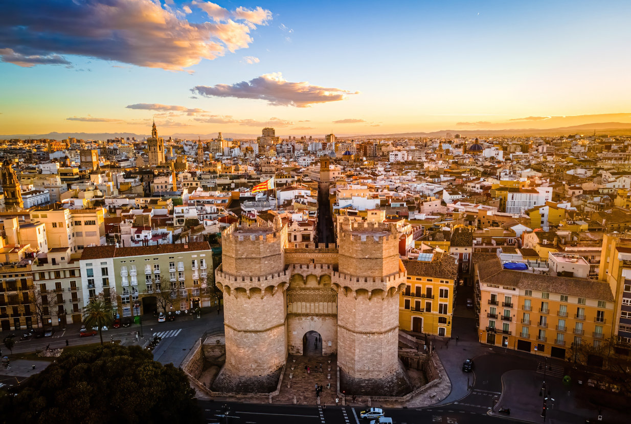Αυτή η πόλη στην Ισπανία είναι το «κρυμμένο διαμάντι» της Ευρώπης: Εδώ θα δεις τα πιο εντυπωσιακά κτήρια και μουσεία