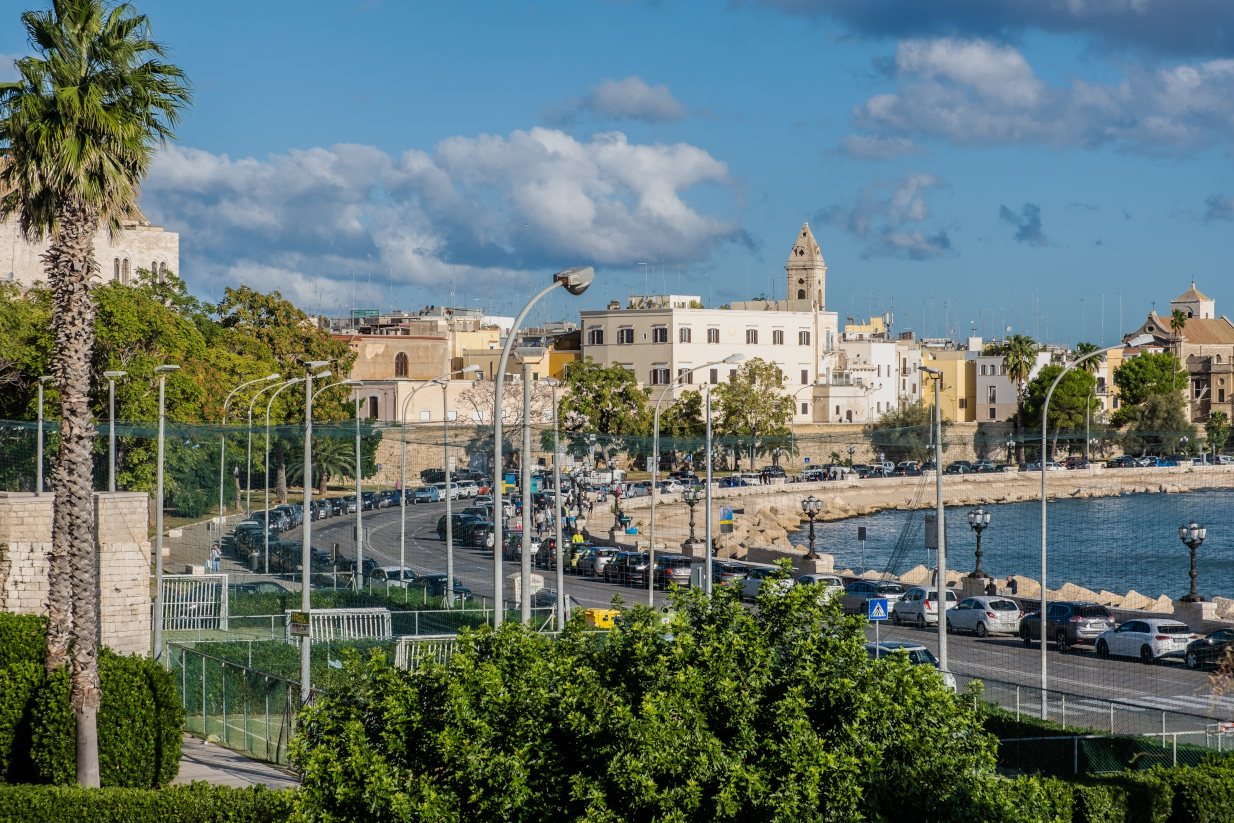 Ταξίδι σε ένα μέρος στην Ιταλία όπου τα υπέροχα μικρά χωριά με τα αρχαιοελληνικά σημάδια, θα σε κάνουν αχόρταγο Ταξίδι σε ένα μέρος στην Ιταλία όπου τα υπέροχα μικρά χωριά με τα αρχαιοελληνικά σημάδια, θα σε κάνουν αχόρταγο