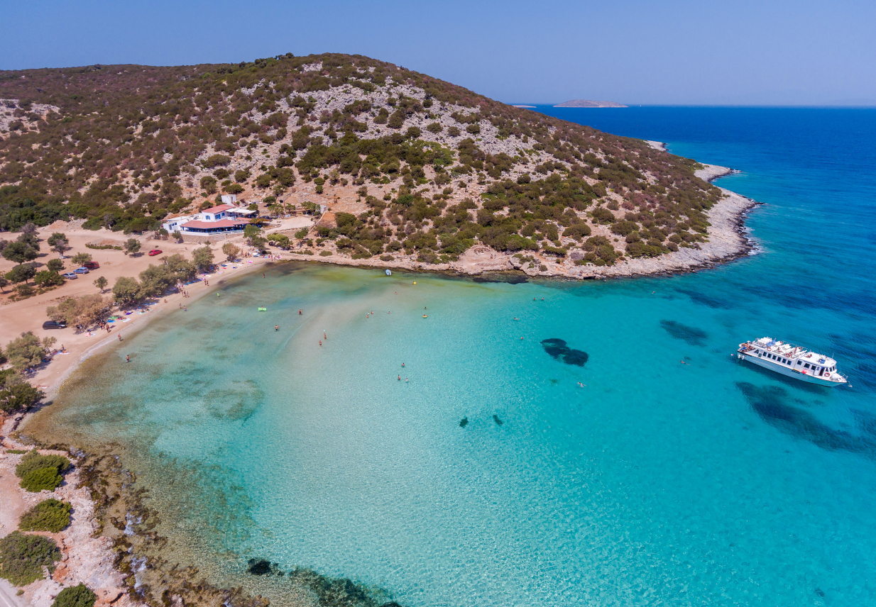 «Θυμίζει κονφετί, εξωπραγματική ομορφιά»: Το ελληνικό νησί που προτείνουν οι Γάλλοι για διακοπές, άνοδος στις αφίξεις τον Ιούνιο «Θυμίζει κονφετί, εξωπραγματική ομορφιά»: Το νησί που θα γίνει η επόμενη Αντίπαρος, είχε άνοδο τον Ιούνιο σε αφίξεις