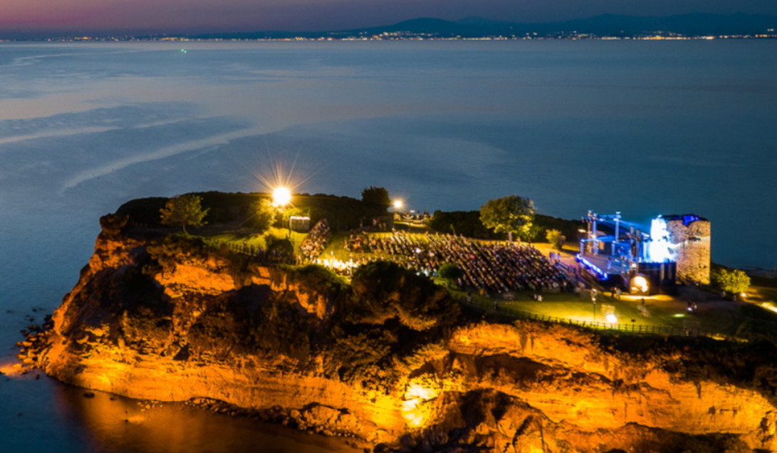 Sani Festival 2024: Η Madeleine Peyroux στο Λόφο της Σάνης αυτό το Σάββατο