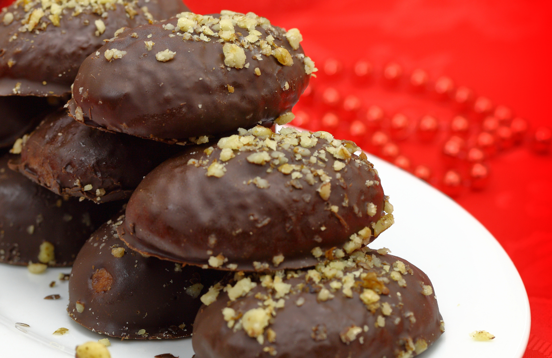 Dubai Chocolate: Ο Στέλιος Παρλιάρος μας δικαιώνει - Ο λόγος που δεν πρόκειται να φτιάξει ποτέ τέτοιο γλυκό γλυκό μελομακάρονα με σοκολάτα ντουμπάι