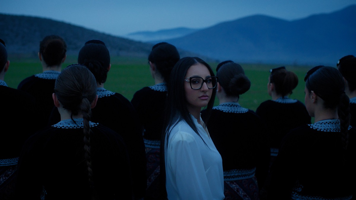 Eurovision 2025: Το videoclip για την Asteromata αναπτερώνει το ηθικό - Μπορεί να αλλάξει τα προγνωστικά; Eurovision 2025: Το βιντεοκλίπ για την Αστερομάτα κυκλοφόρησε - Οι πρώτες μας εντυπώσεις
