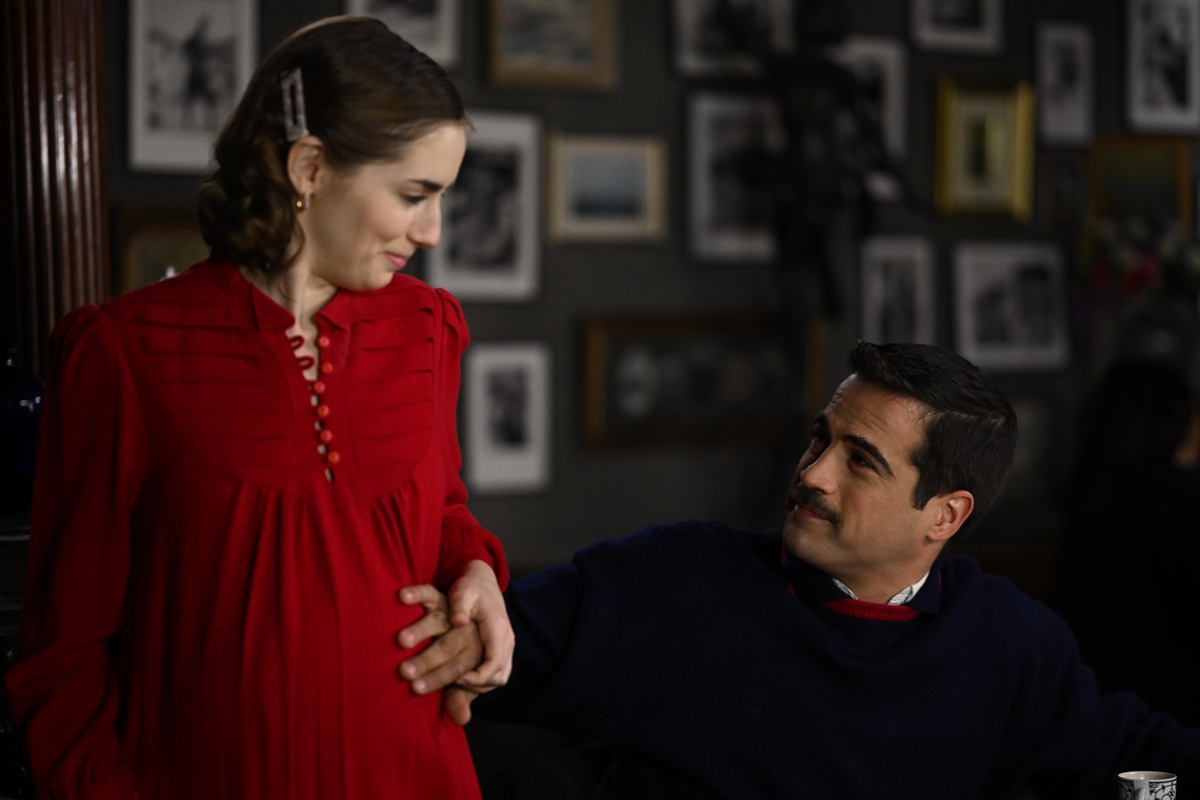 Άγιος έρωτας – spoiler: Η Πετρούλα πιάνει Χλόη και Νικόλαο να κάνουν έρωτα Άγιος έρωτας – spoiler: Η Πετρούλα πιάνει Χλόη και Νικόλαο να κάνουν έρωτα