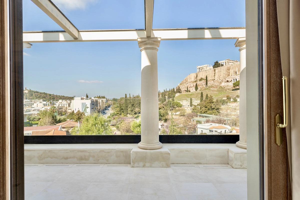 Το ακριβότερο διαμέρισμα της Αθήνας: Κοστίζει 48 εκατ., παραμένει όμως απούλητο τόσα χρόνια παρά το αυξημένο ενδιαφέρον Το ακριβότερο διαμέρισμα της Αθήνας: Κοστίζει 48 εκατ., παραμένει όμως απούλητο τόσα χρόνια παρά το αυξημένο επενδυτικό ενδιαφέρον