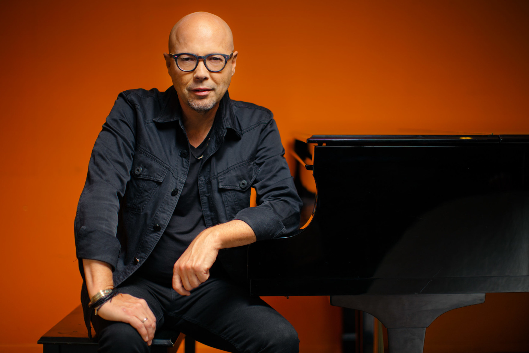 Ο βραβευμένος με Grammy πιανίστας της Jazz, John Beasley για πρώτη φορά στην Ελλάδα