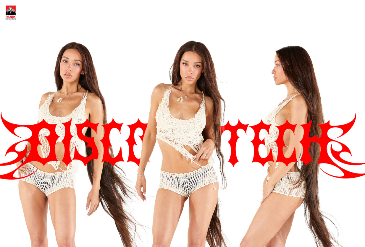 Η Ελένη Φουρέιρα μας πηγαίνει σε μια new age Disco-Tech