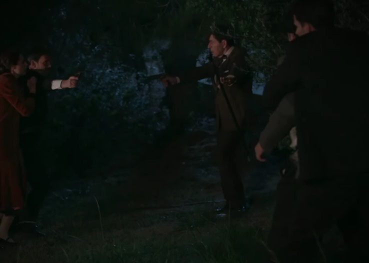 Grand Hotel - spoiler: Η Κυβέλη προσπαθεί να δηλητηριάσει την Αλίκη – Ο Ιάκωβος πυροβολεί τον Χαραλάμπη Grand Hotel: Η Κυβέλη προσπαθεί να δηλητηριάσει την Αλίκη – Ο Ιάκωβος πυροβολεί τον Χαραλάμπη