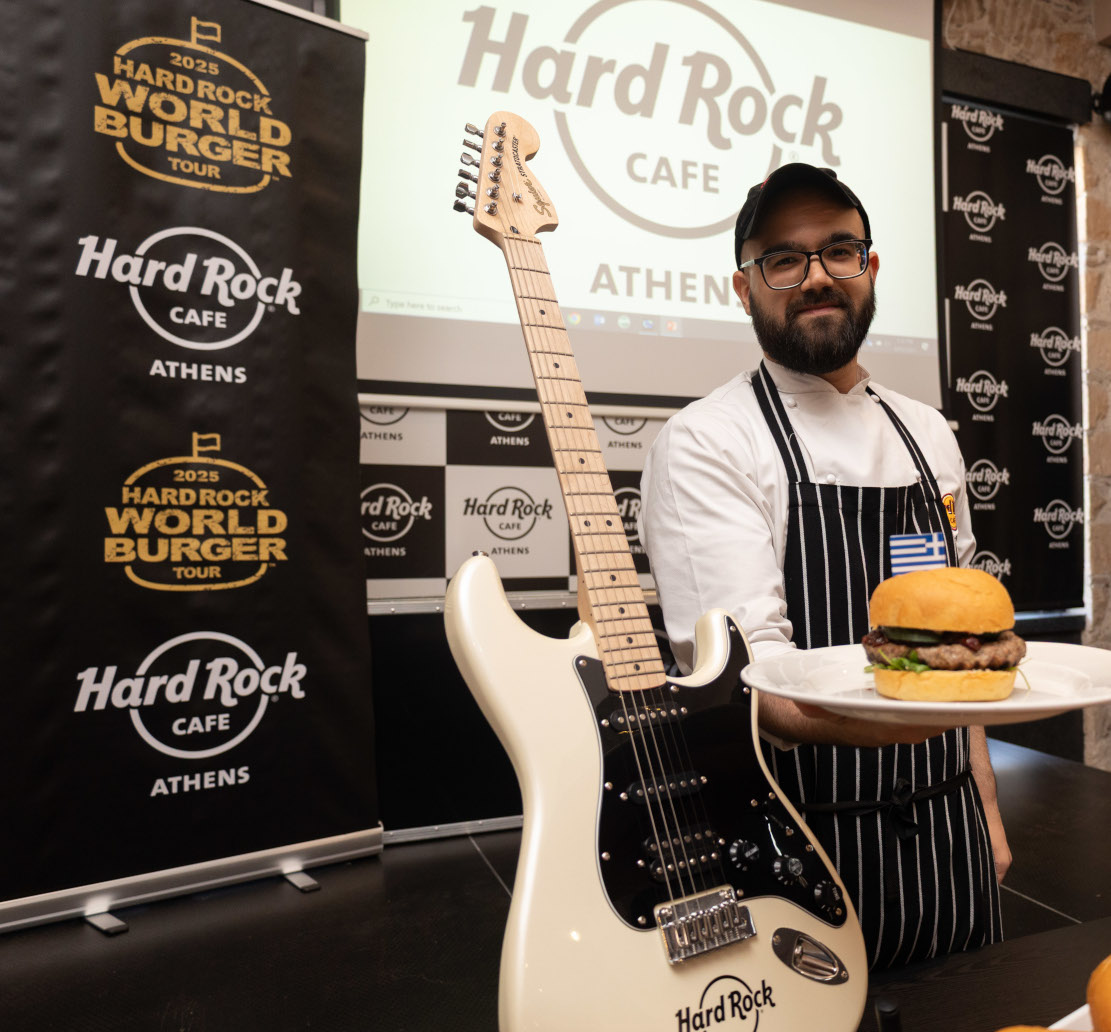 Το Hard Rock Cafe Athens παρουσιάζει το ATHENA BURGER: Μια Αθηναϊκή Γεύση στο Παγκόσμιο Burger Tour