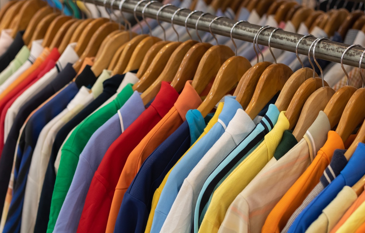 Polo shirt reloaded: Το πιο «ήσυχο» trend της ανδρικής μόδας - Η νέα εκδοχή είναι slim, clean και καθόλου political Polo shirt reloaded: Το πιο «ήσυχο» trend της ανδρικής μόδας - Η νέα εκδοχή είναι slim, clean και καθόλου political